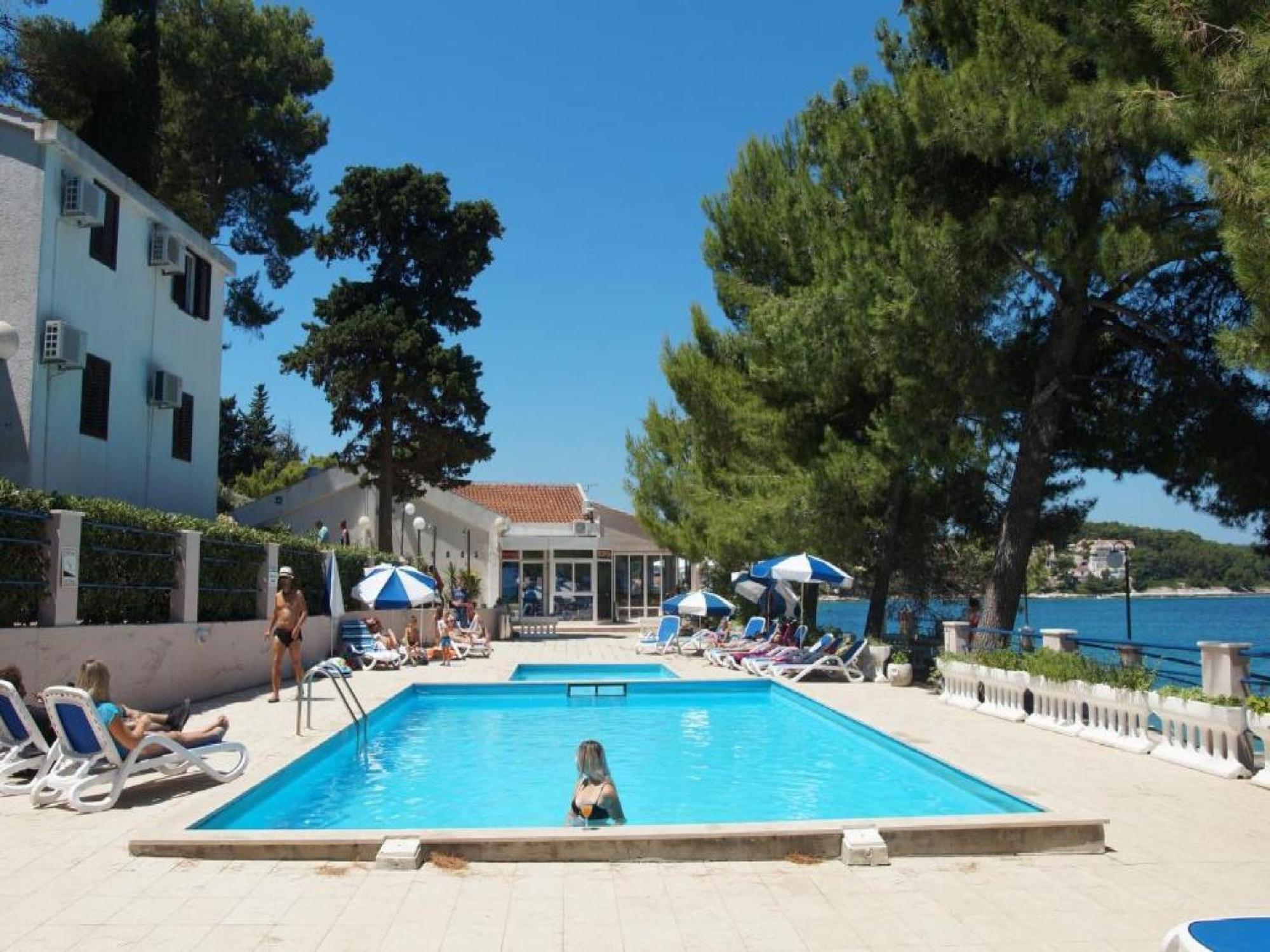 Lumbarda Resort Apartments Exterior foto